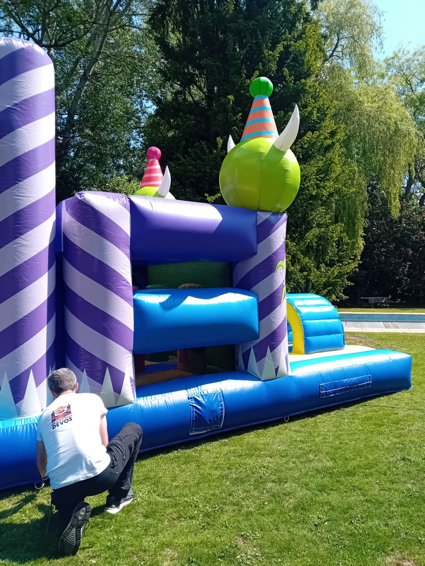 Springkasteel Monsterbaan
