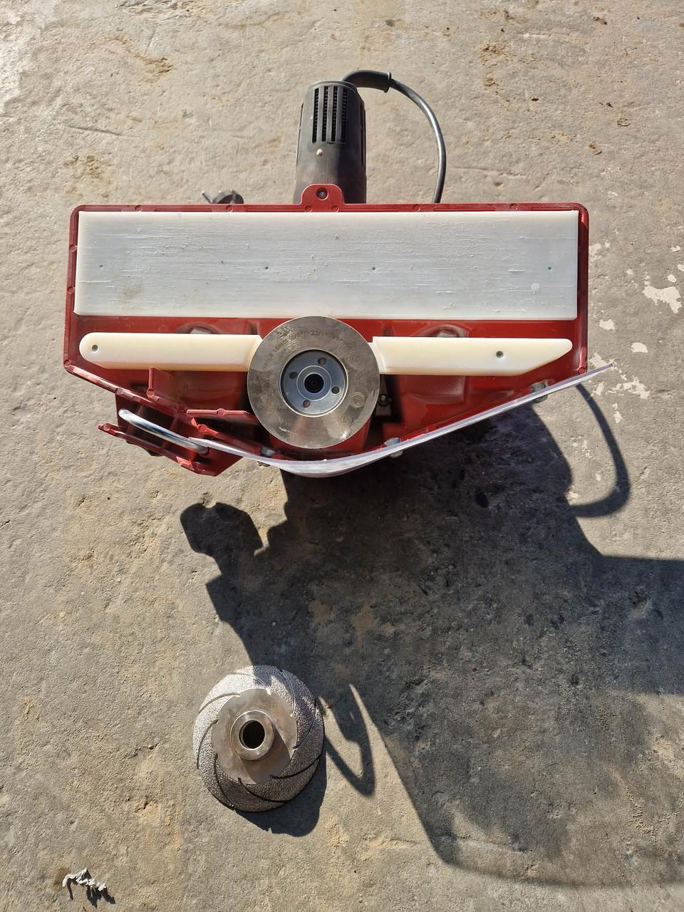 Plint zaag machine