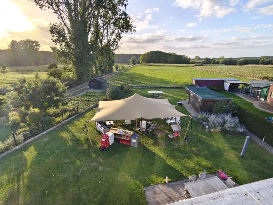 Stretchtent 6x8m