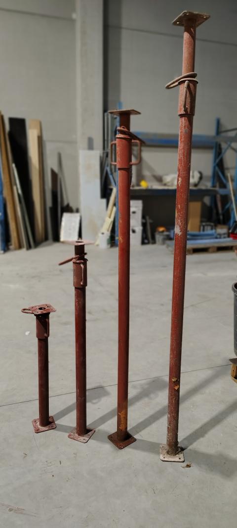 Stutten/stempelschroeven/schoren
