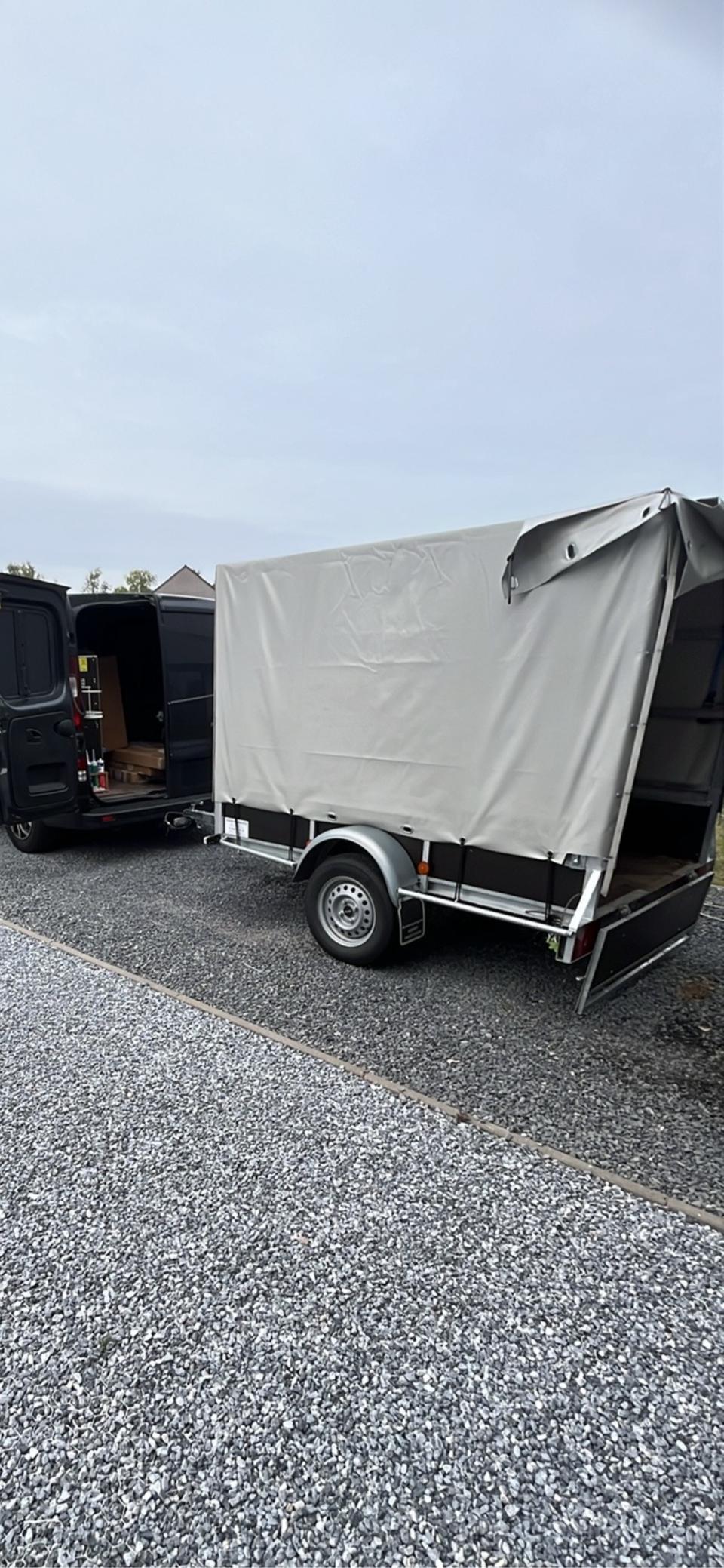 Gesloten aanhangwagen
