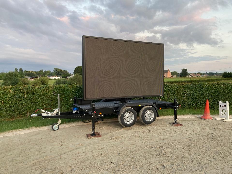 Ledscherm aanhangwagen