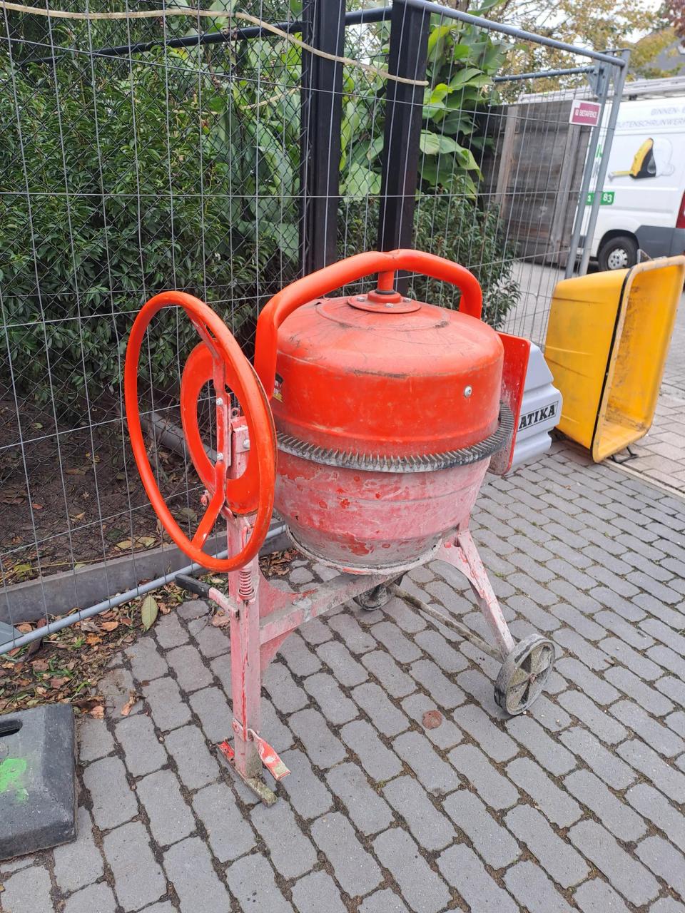 Betonmolen 145L