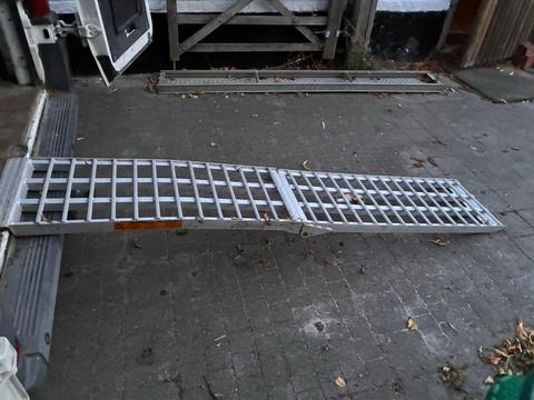 Oprijplaat