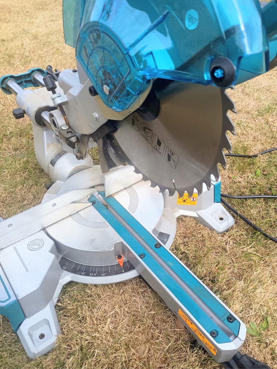 Afkortzaag Makita
