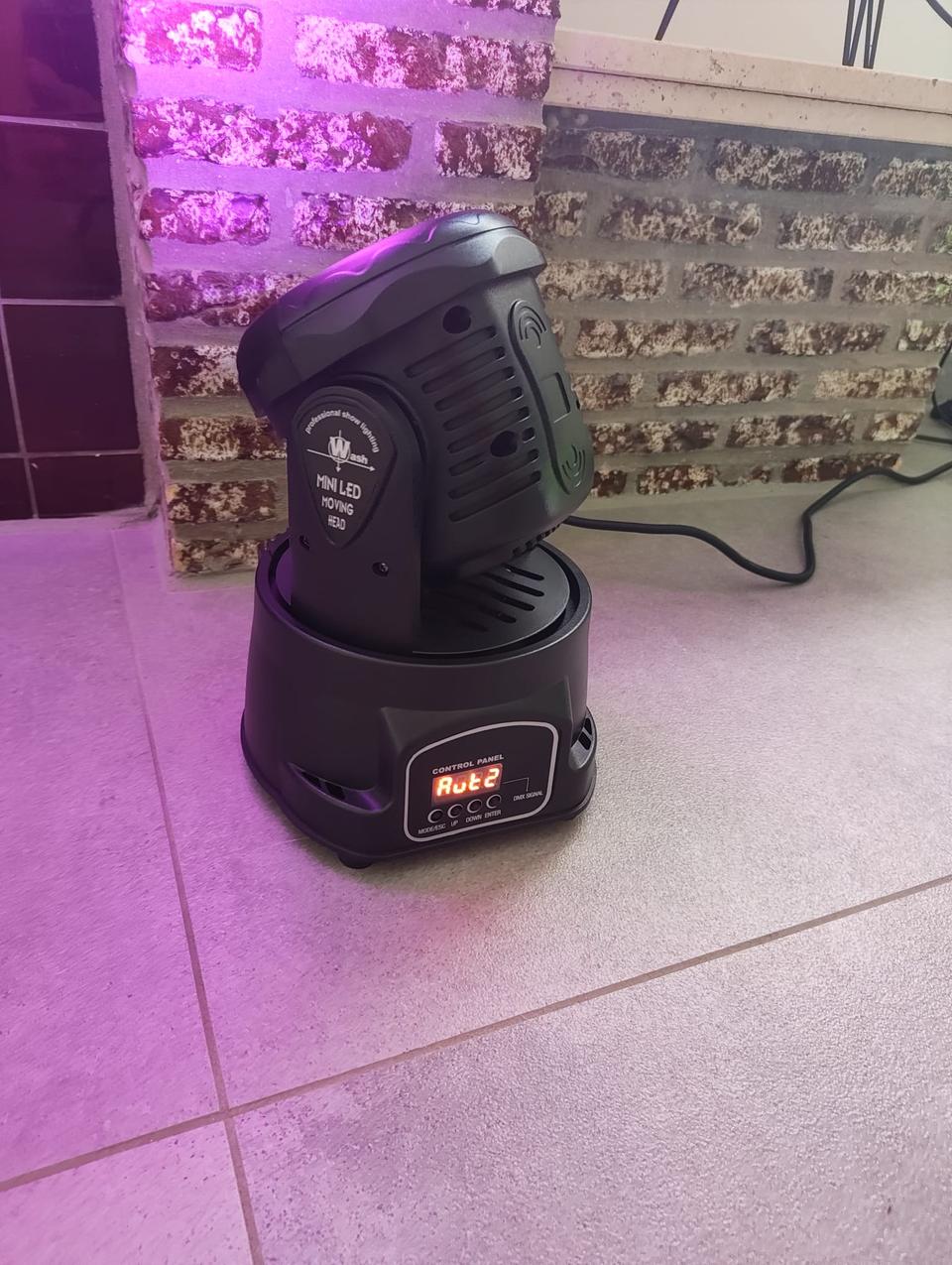 Verhuur Mini Moving Head