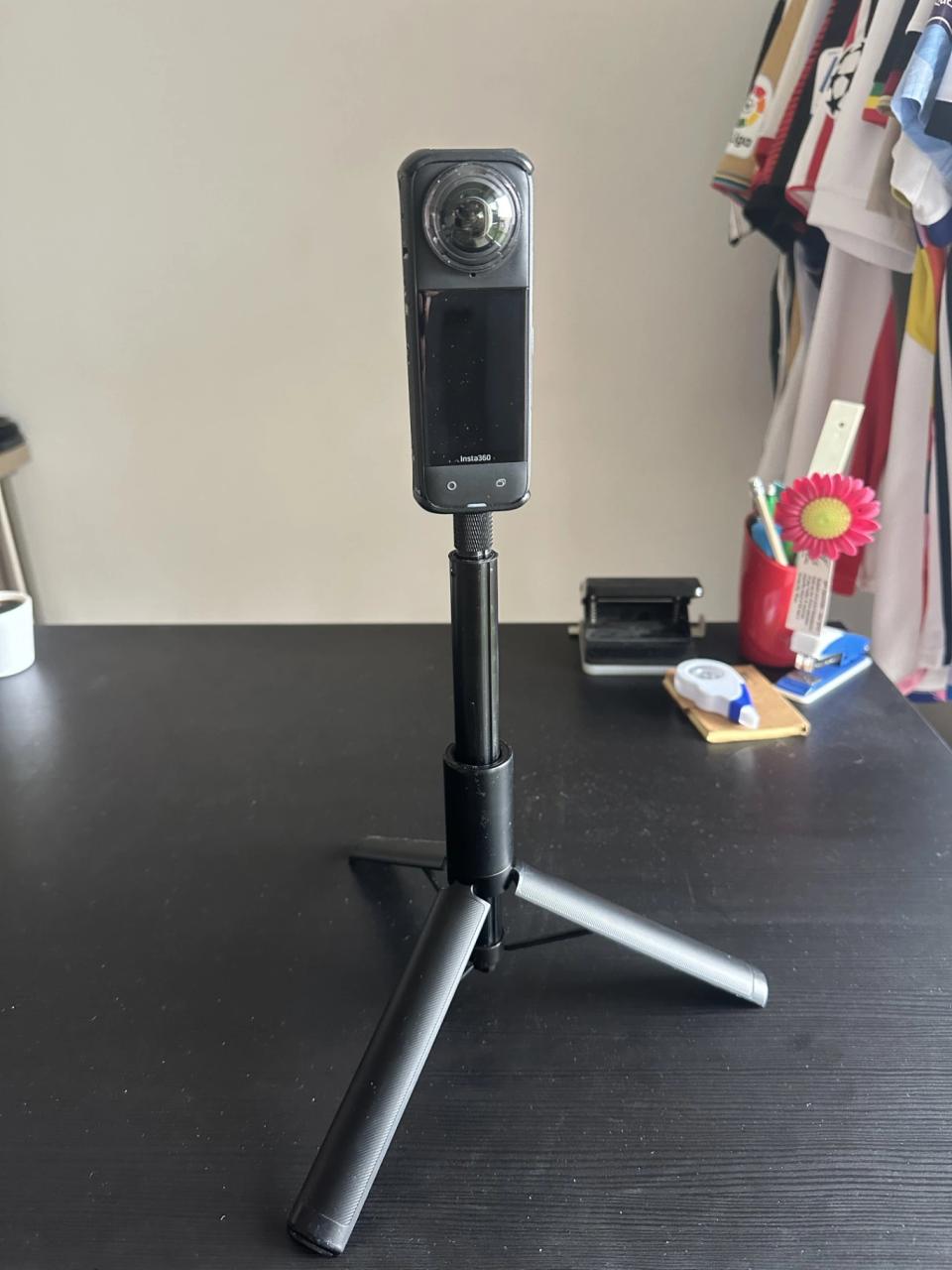 Insta 360 X4