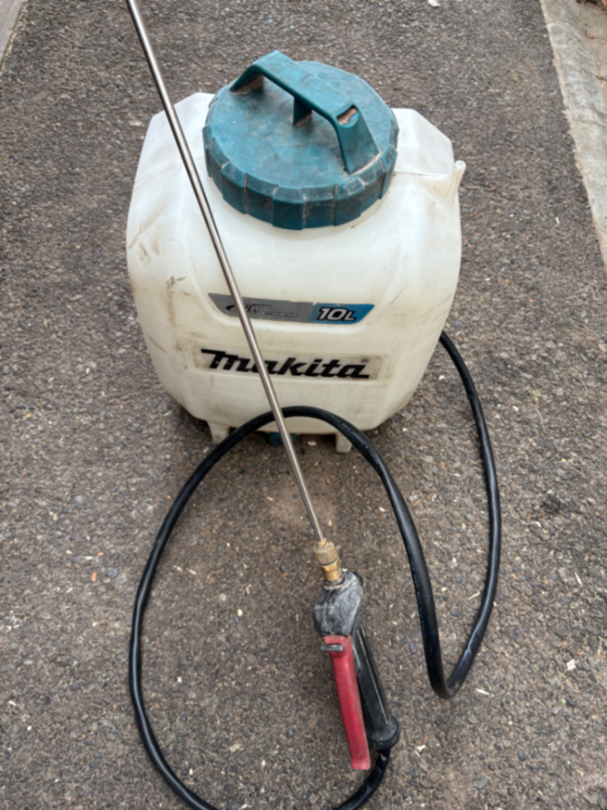 Makita plantenspuit