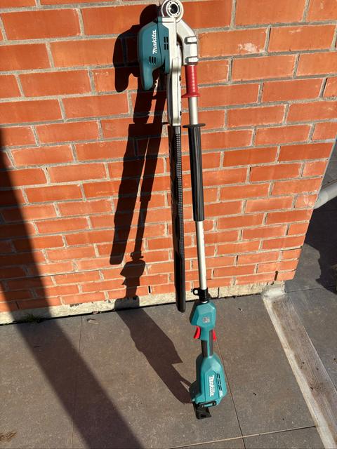 Makita telescopische haagschaar met accu