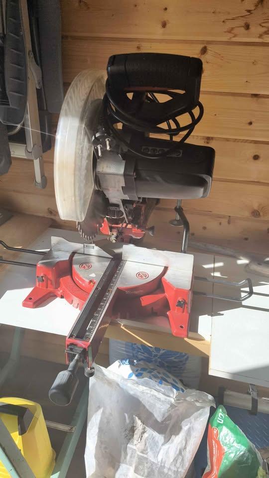 Einhell Radiaal Afkortzaag & Verstekzaag met Trekfunctie (2100W)